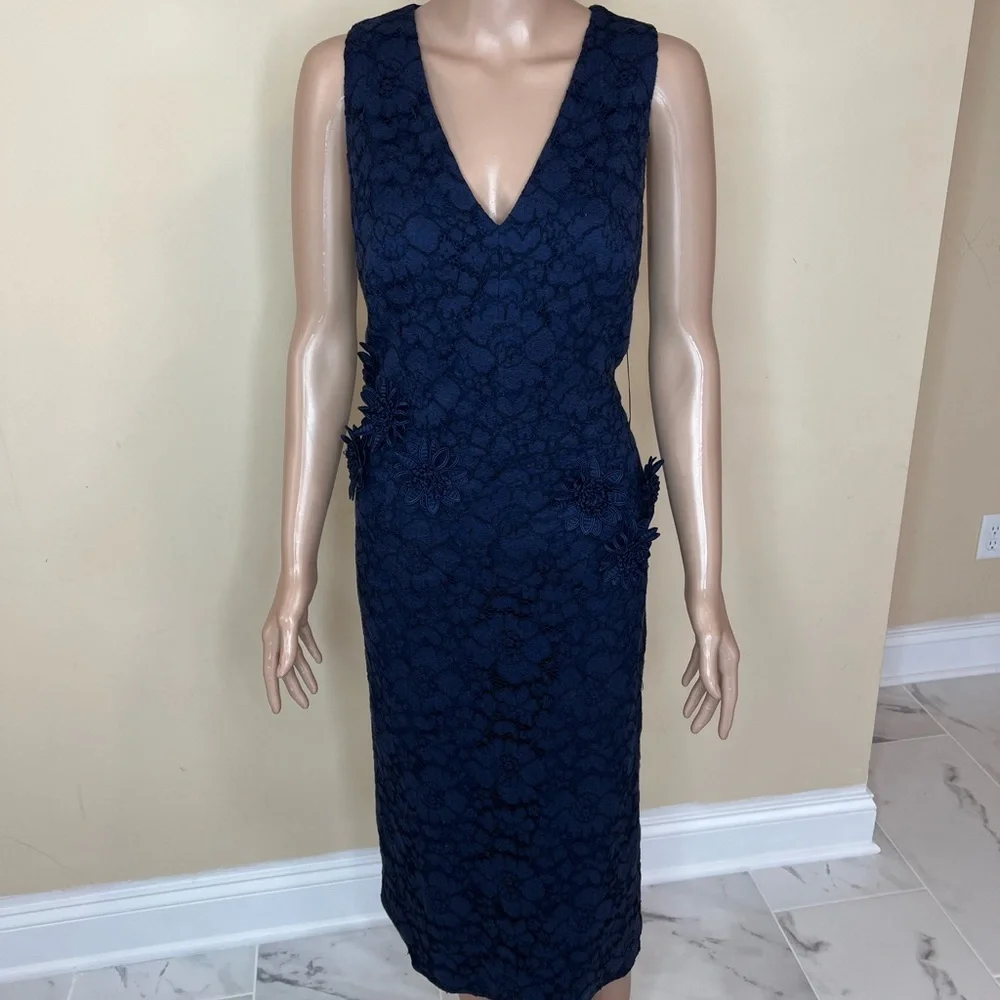 Maggy London lace midi dress - Picture 2 of 15